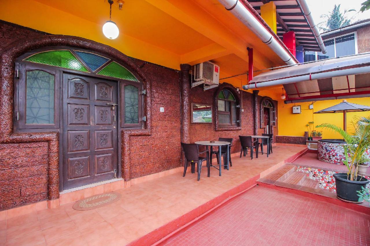 Oyo Home 10203 Bright 2bhk Anjuna Beach 