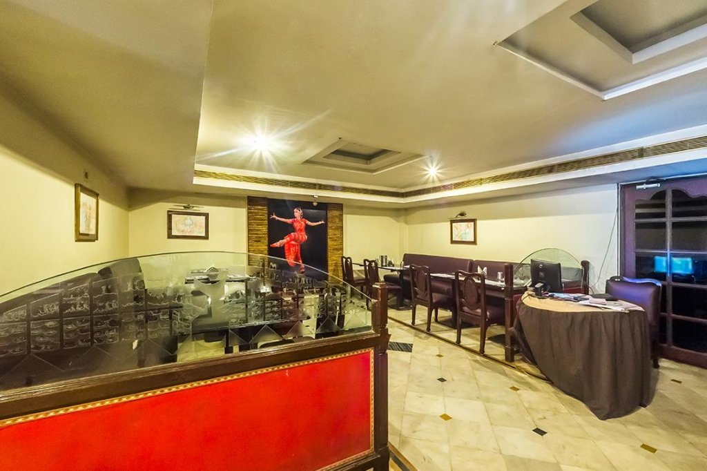 Hotel Pavani Residency 
