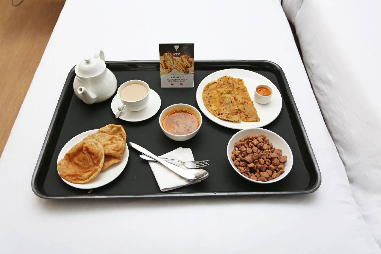 Oyo 9983 Hotel Golden Park 