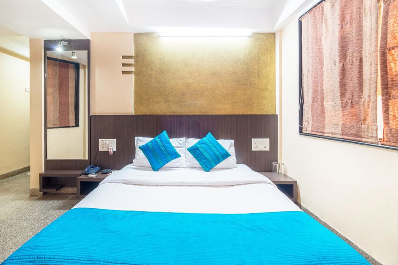 Oyo 8850 J K Regency Room