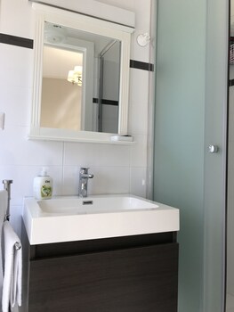 Saint Philippe Maison Bathroom Sink