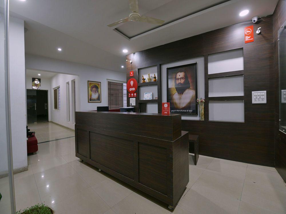 Oyo 9969 Hotel Kshipra Dham 