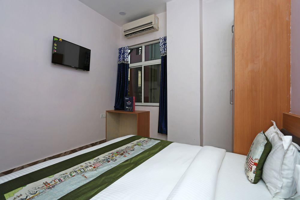 Oyo 9342 R D Green Resort 