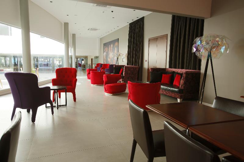 Regency Way Montevideo Hotel General view