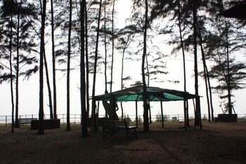 Lotus Eco Beach Resort Murud 