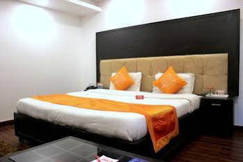 Oyo Rooms Mall Road Mussoorie 