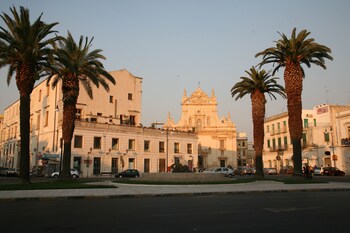 Castello Castriota Scanderbeg Suites De Charme Hotel Front
