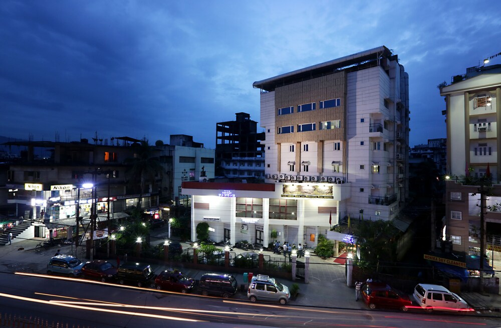Hotel Nandan Exterior