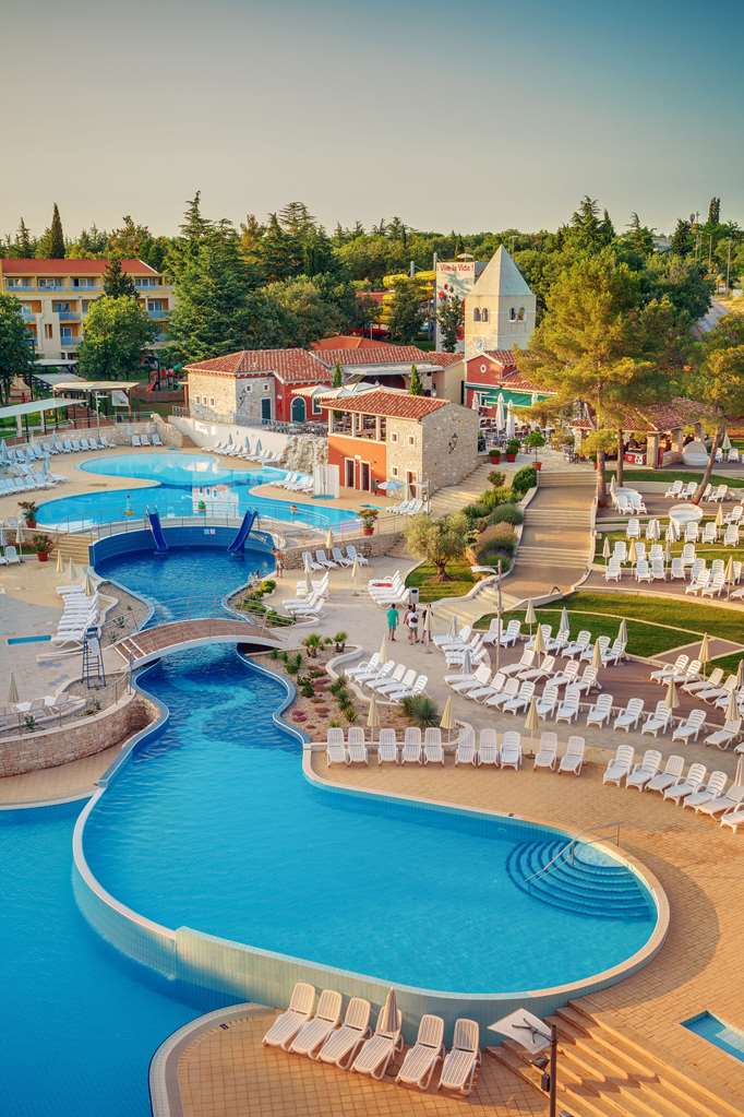 Hotel Sol Garden Istra For Plava Laguna (هتل سول گاردن ایسترا فور پلاوا لاگونا) Pool