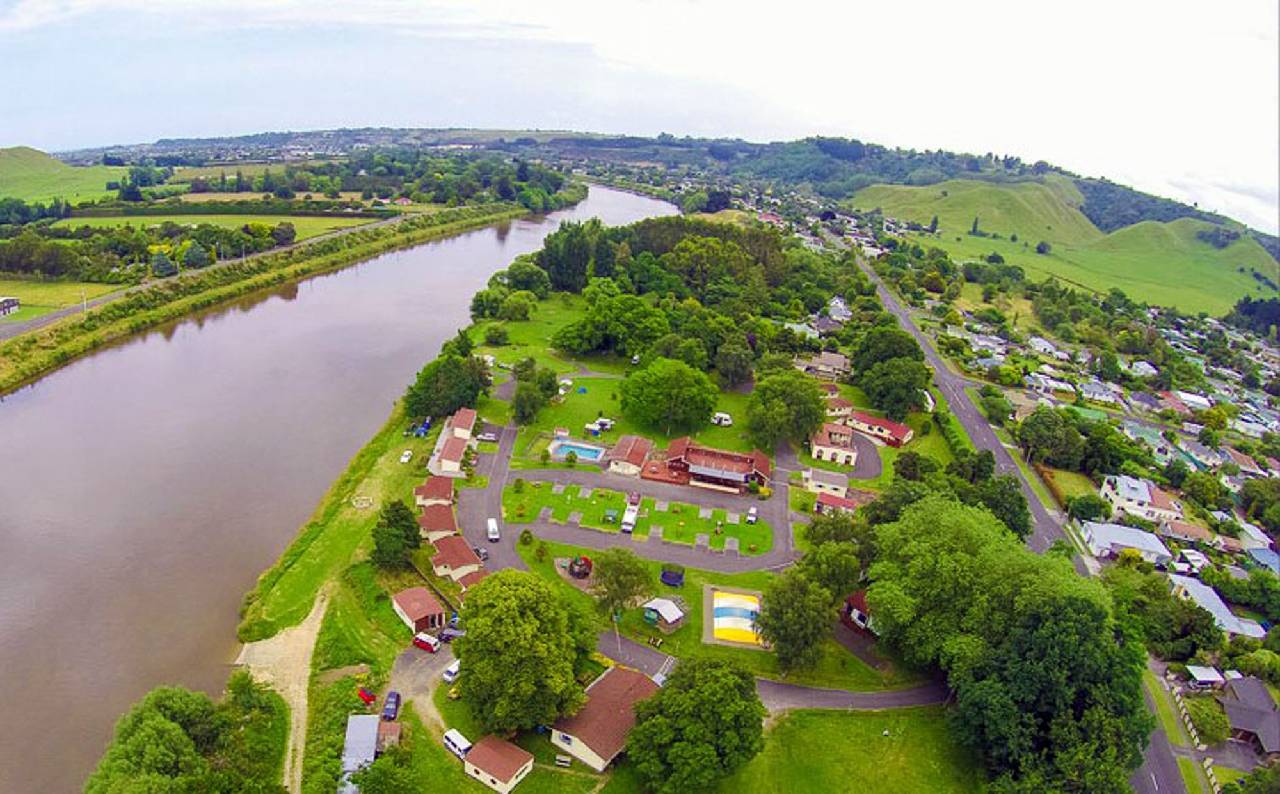 Whanganui River Top 10 Holiday Park 