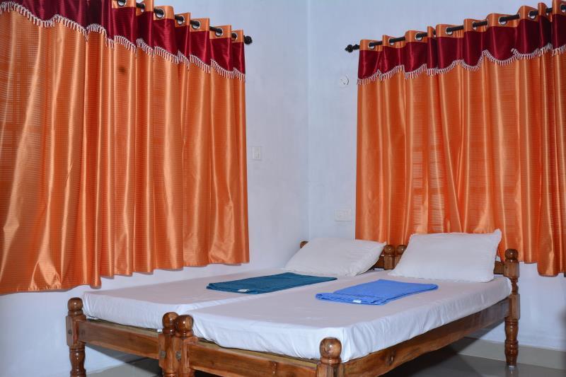 Sea Breeze Beach Homestay 