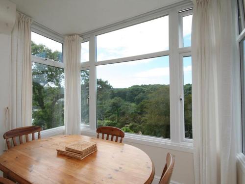 1 Hazeldene Salcombe 