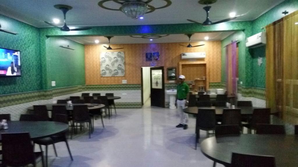 Maan Hotel And Restaurant 