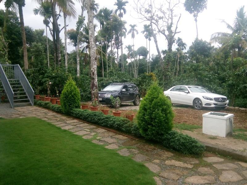 Field View Estate Bungalow 