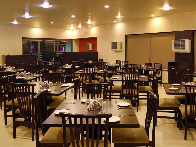 Fabhotel The Leaf Aurangabad Airport 