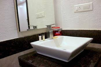 Oyo Rooms Mall Road Mussoorie 