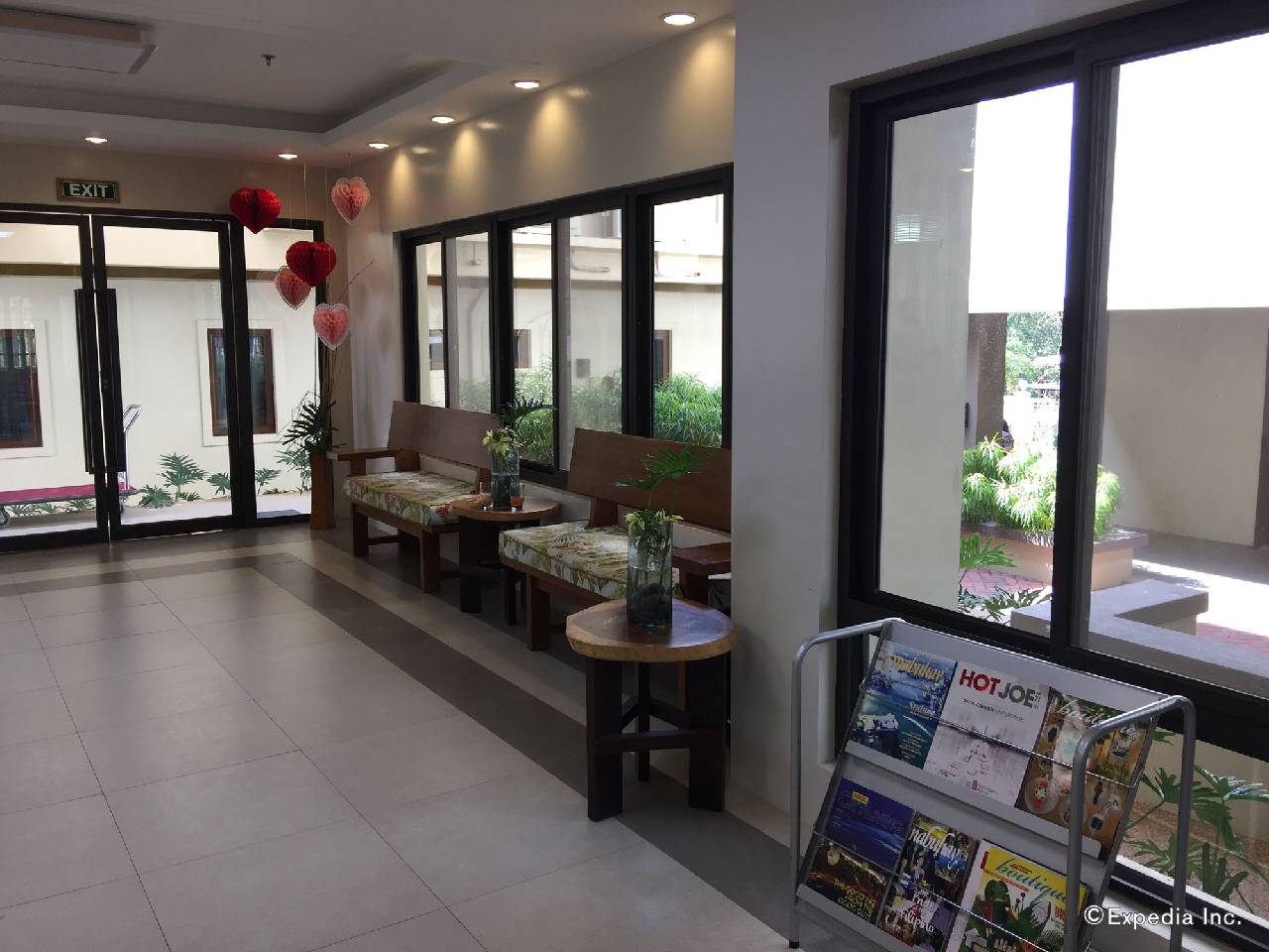 Coron Soleil Express Hotel (كورون سولیل اکسپرس هتل) 