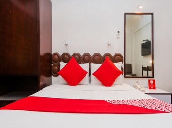 Oyo 635 West End Hotel Guestroom