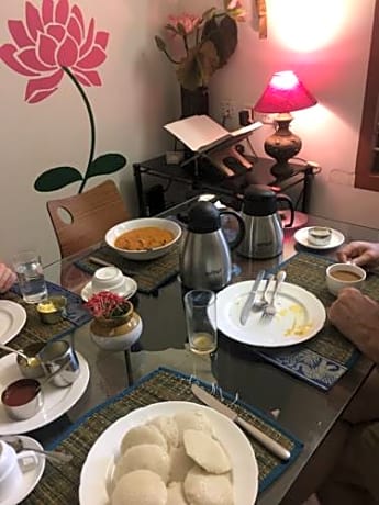 Alamanda Guest House 