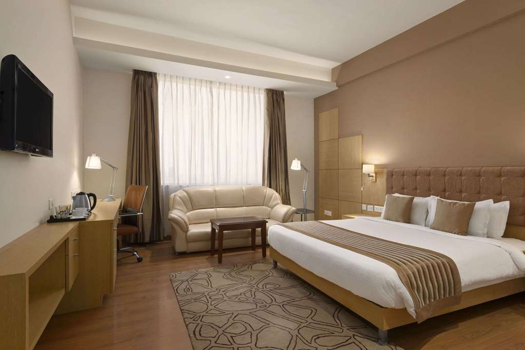 Ramada Neemrana Jaipur Hwy Guest room