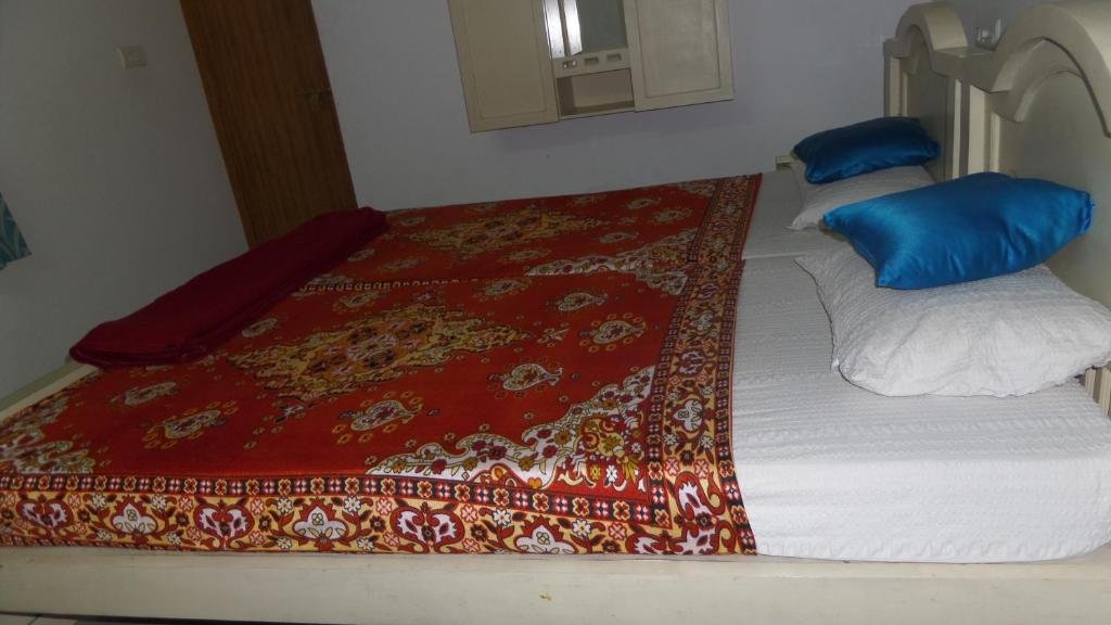 Regal Mansion Home Stay 
