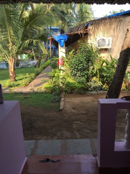Morjim Coco Palms Resort Property Grounds