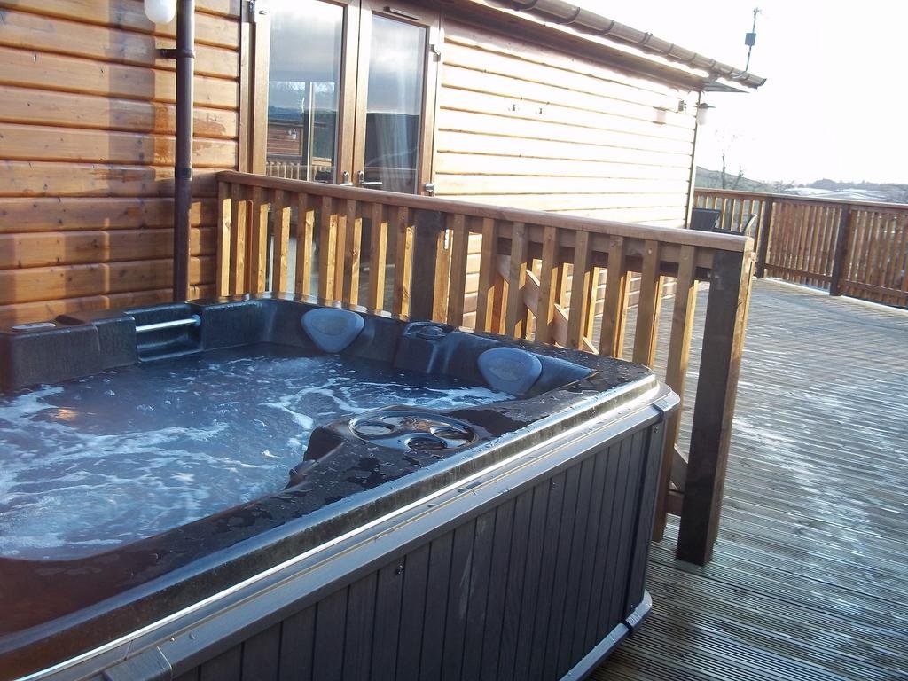Balmeadowside Lodges 