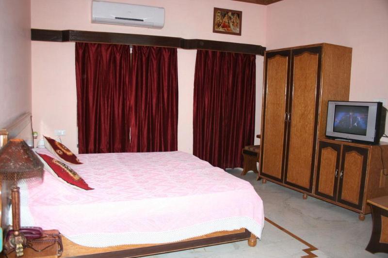 Moonlight Hotel General view