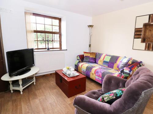 Lilly Pond Cottage Rhayader 