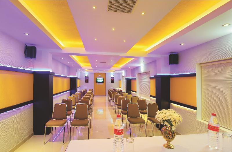 Hotel Malayattoor Residency 