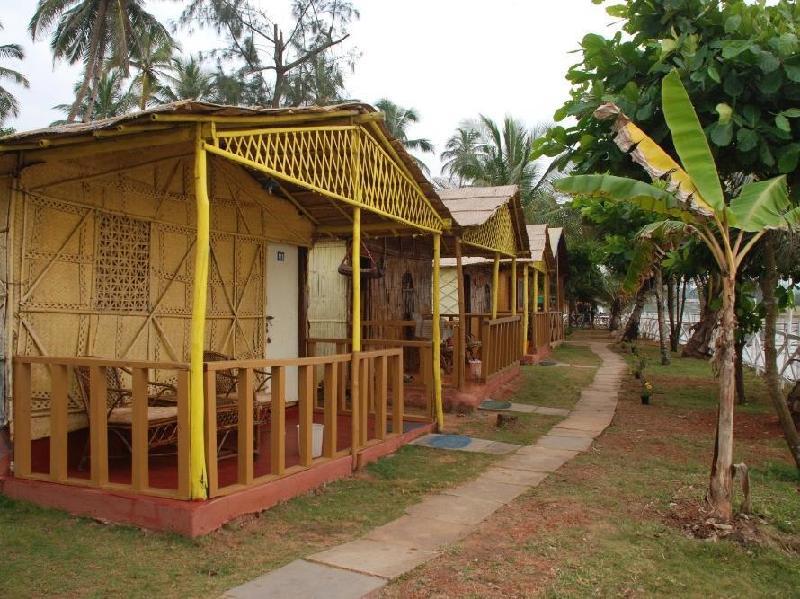 Sea Paradise Guest House 