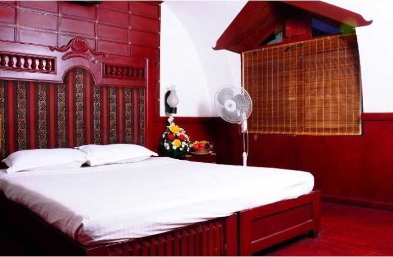The Pride Emarald Alappuzha Room
