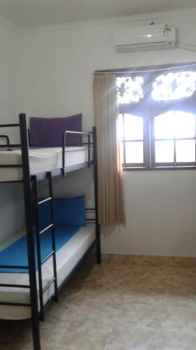 Beachbums Berawa Hostel 