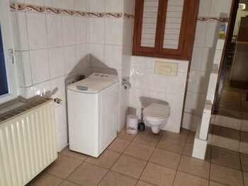 Quartier Vert Bathroom