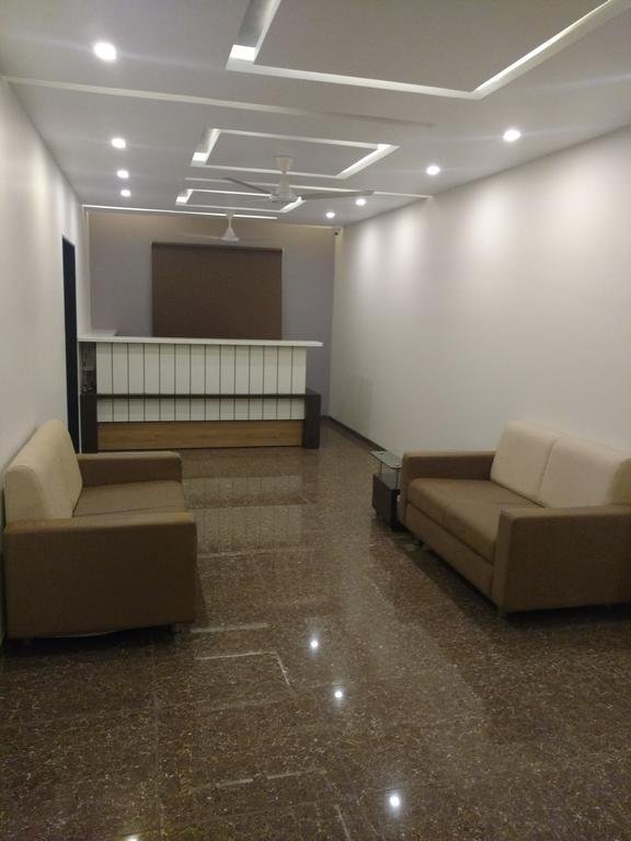 Hotel Anand Corner 