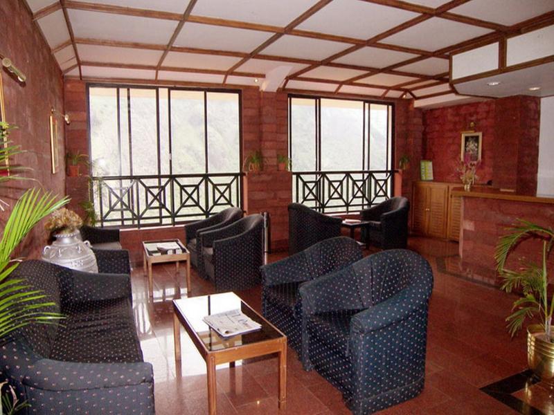 Abad Copper Castle Resort Lobby