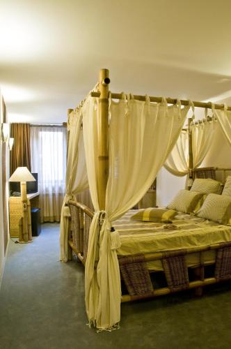 Hotel 4 Zona 