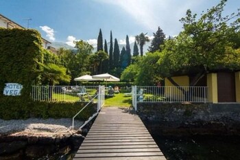 Hotel Vega Garden