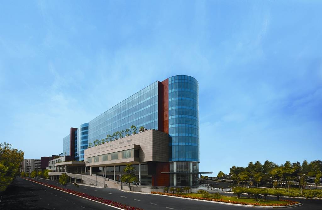 The Leela Ambience Gurgaon Hotel & Residences Exterior