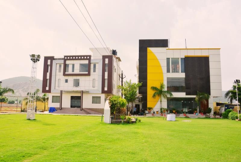 Sunrise Resort 
