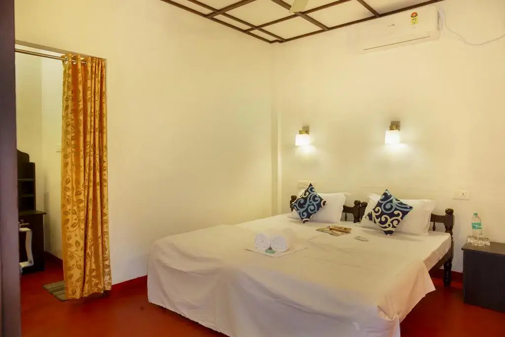 Marari White Home 