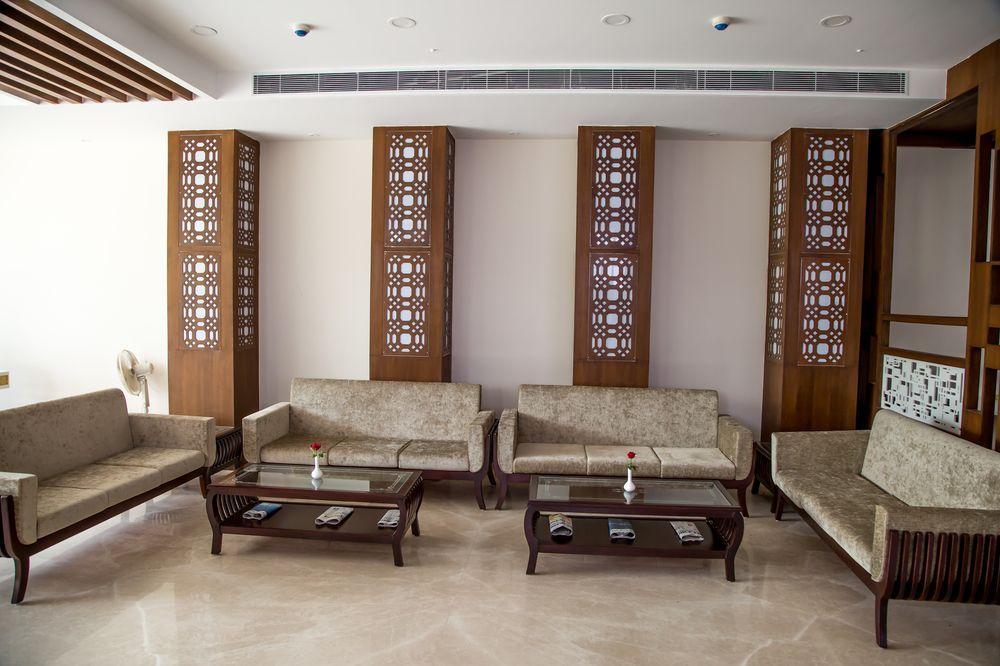 Hotel Awadh Palace 