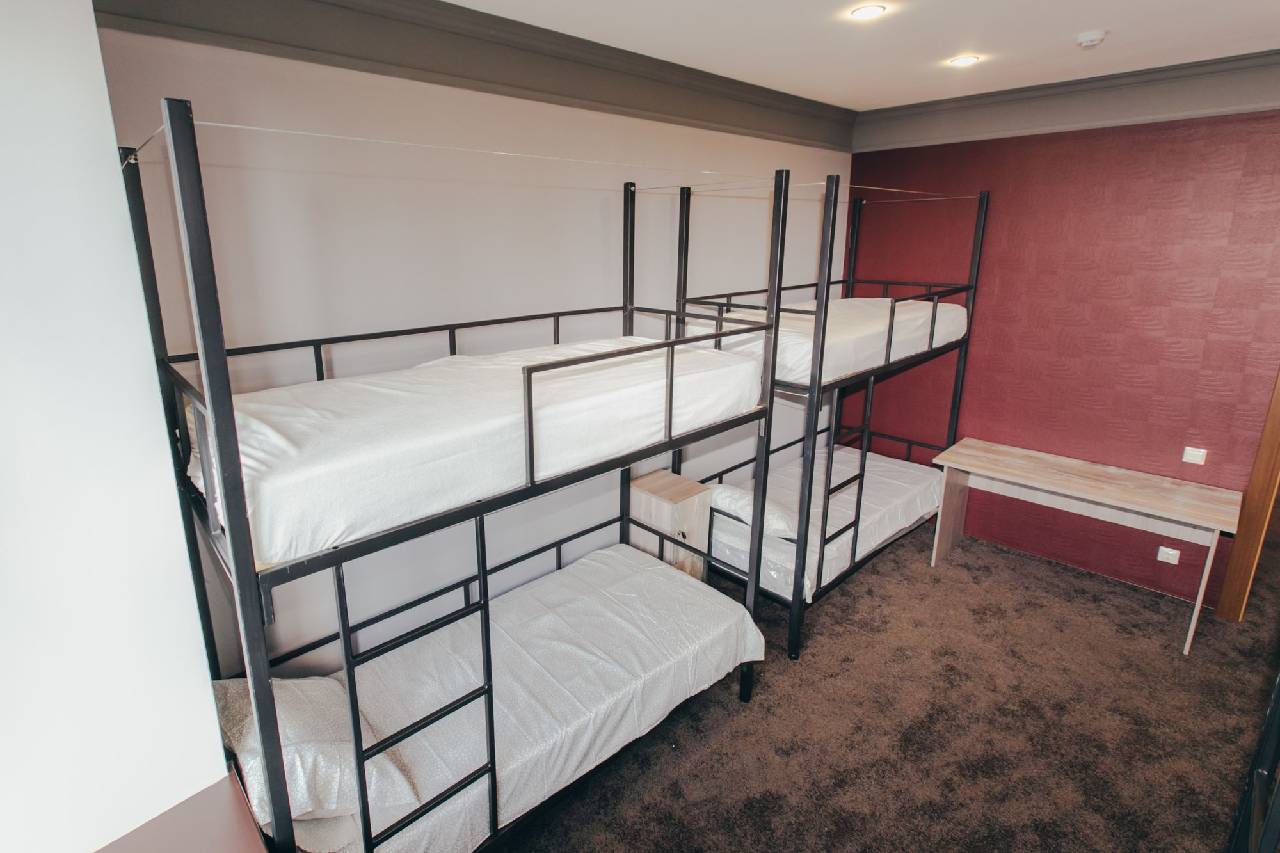 Karlson Hostel 