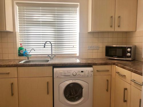 Quarters Living Upper Flat 