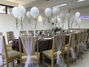 Hotel Restaurant Chairite (هتل رستاورانت چیریت) 