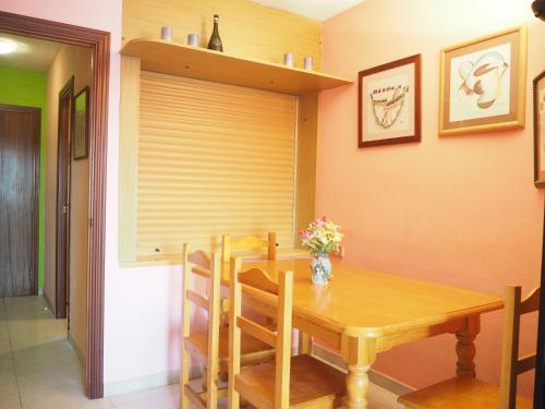 Ref. 213. Apart. Beatriz (رف. ۲۱۳. آپارت. بیتریز) 