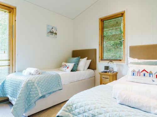 4 Hedgerows Looe 