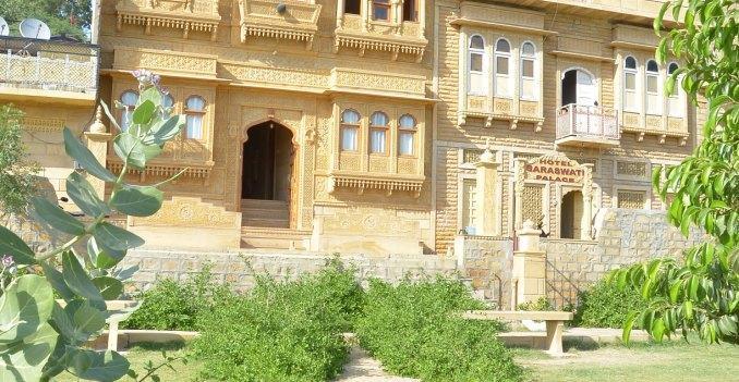 Hotel Saraswati Palace 