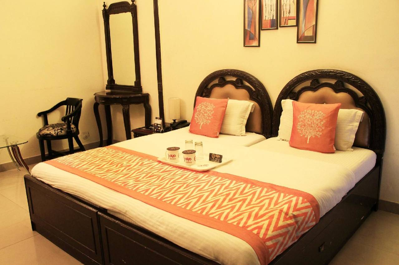 Oyo Rooms Near Akashneem Marg 