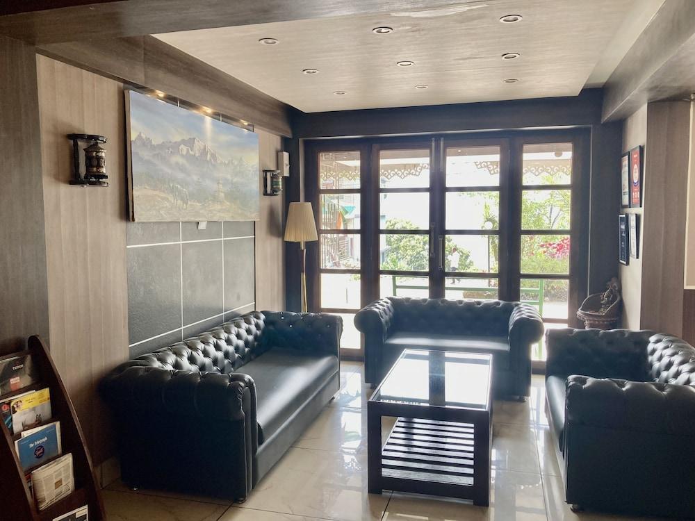 Maya Inn 